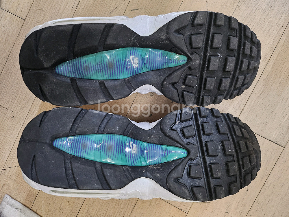 나이키 에어맥스 95 보라메쉬 뱀피260 판매합니다--2