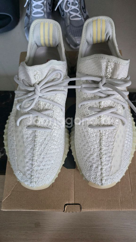 (275)이지부스트 350 라이트--1