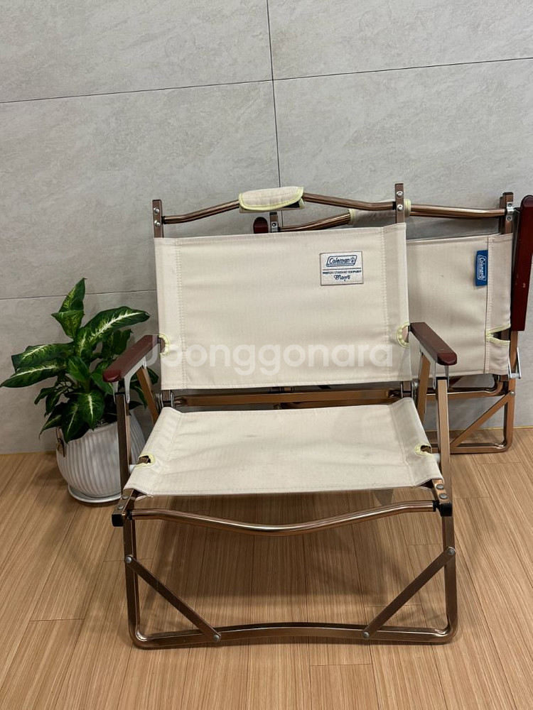 콜맨 폴딩 체어 2개--0