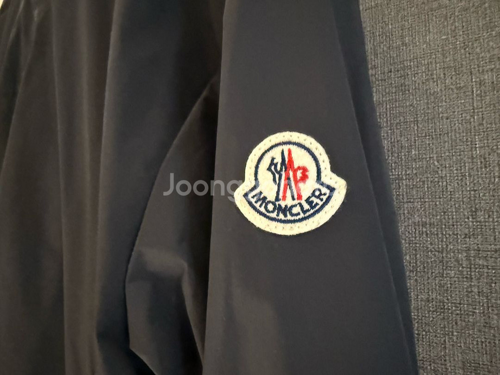 몽클레어/24fw 트레비시어 바람막이/2--1