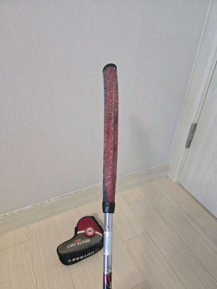 오디세이 퍼터 화이트핫 XG--4