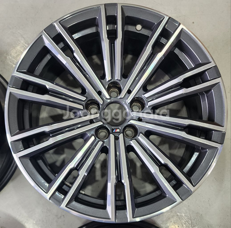 BMW G20 790M 정품 18인치 휠--2