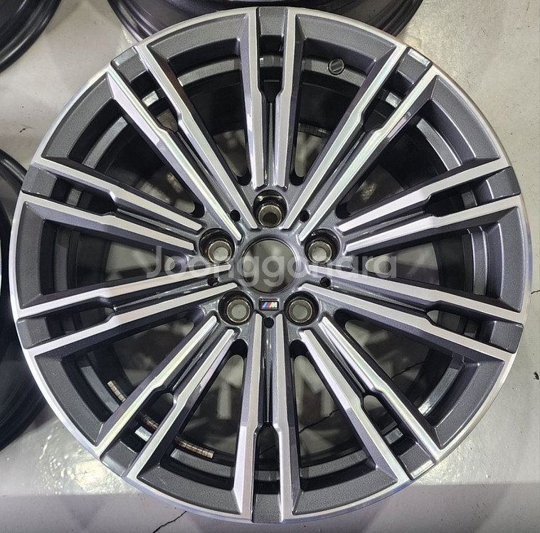 BMW G20 790M 정품 18인치 휠--4