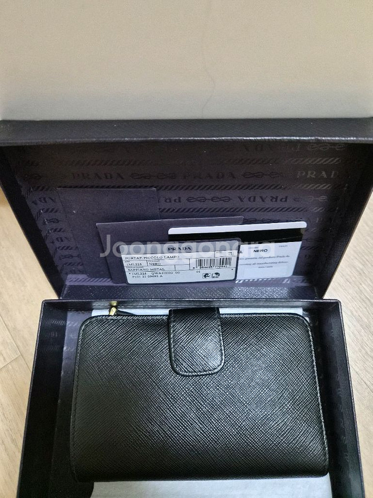 프라다 사피아노 중지갑 급급급급쳐해요ㅠㅠ--1