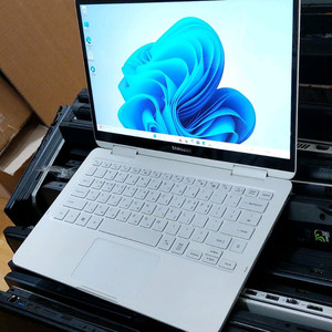 삼성 노트북 Pen NT930QAA 부품용(정상작동)