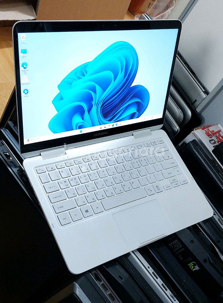 삼성 노트북 Pen NT930QAA 부품용(정상작동)--2
