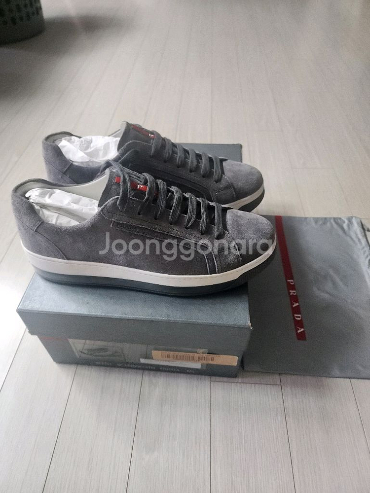 프라다 스웨이드 스니커즈 4E2701(새상품)--4