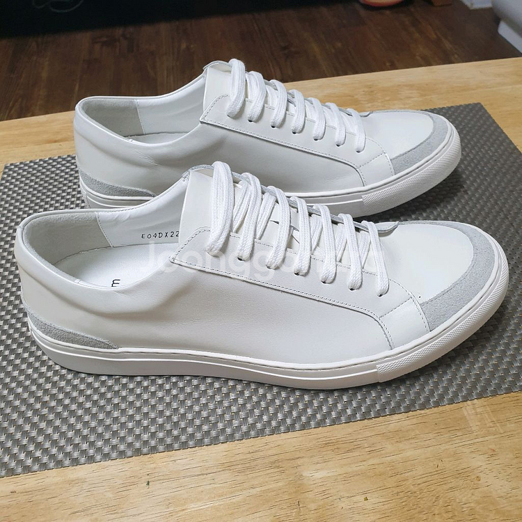 코오롱 에피그램 흰색 스니커즈 소가죽 새상품 판매합니다--1