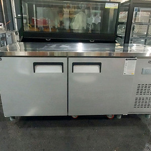 유니크 대성 테이블 냉장고 1800