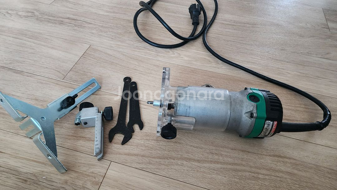 마끼다 트리머--1