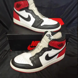 (270) 조던 1 레트로 하이 블랙토 2013