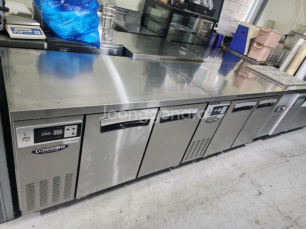 라세르 1200테이블 냉장고 LT-1224R 간냉식--3