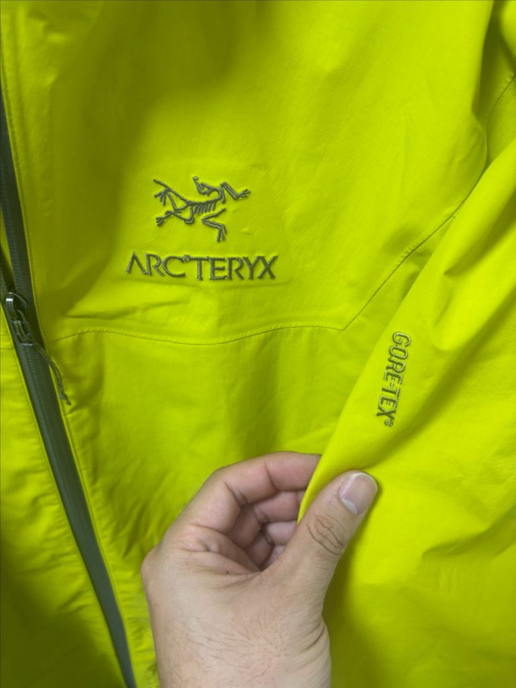 아크테릭스 남성용 고어텍스 엑티브 바람막이 자켓 이미지