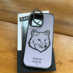 케이스티파이 메종키츠네 16프로맥스