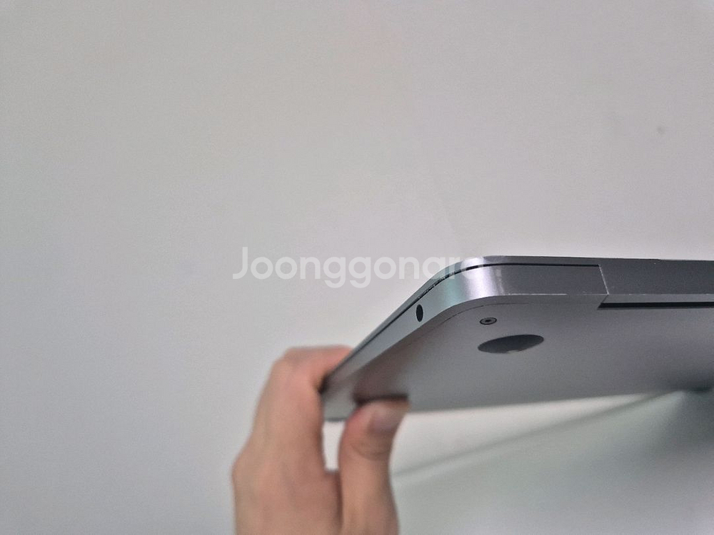 맥북에어13인치 M1 ( 16GB , 256GB )--5