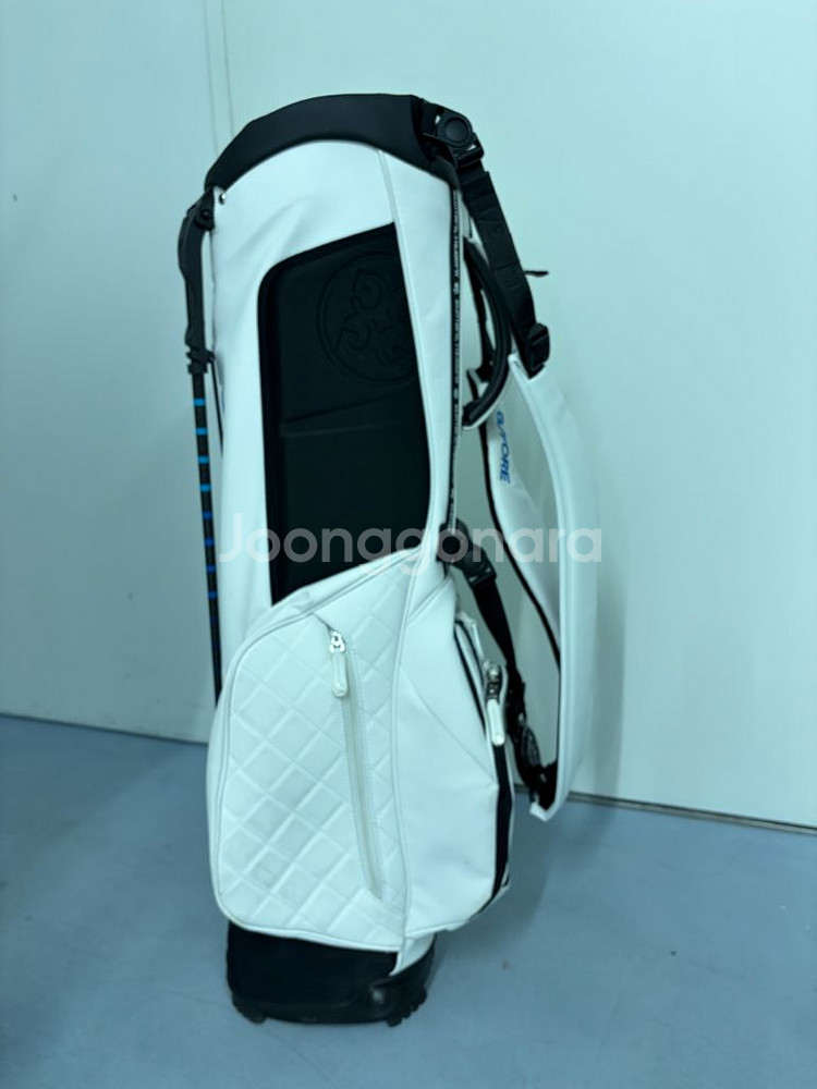 지포어 화이트 미니 캐디백--3