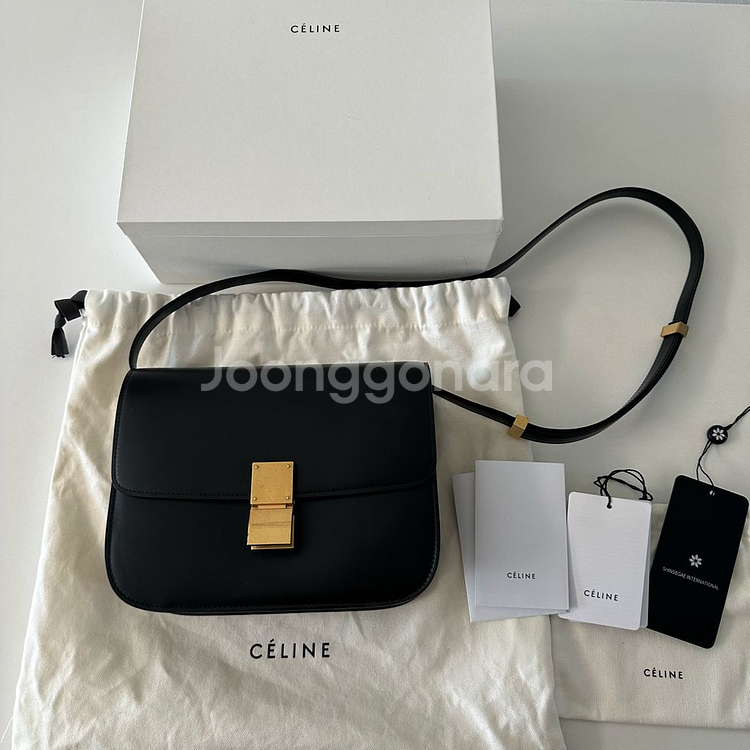 셀린느 클래식박스 미듐 블랙--0