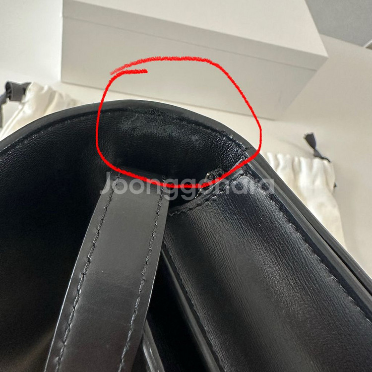 셀린느 클래식박스 미듐 블랙--5