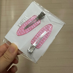 디올헤어핀 새상품
