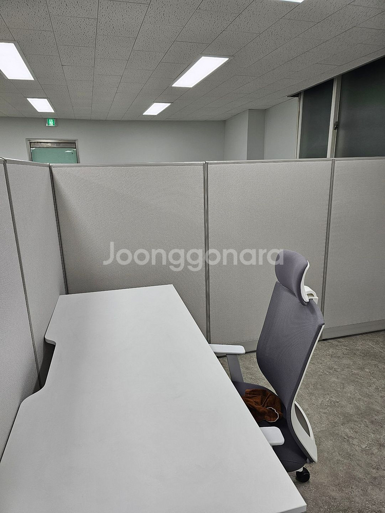 [판매] A급 까사미아 1600책상--4