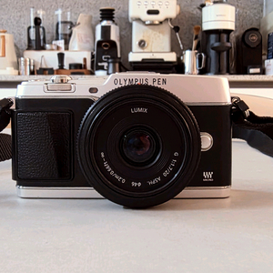 올림푸스 pen e-p5 + 렌즈 4종 + 다수 구성품