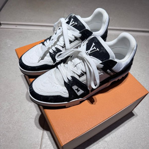 루이비통 LV 트레이너 블랙