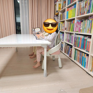 토끼네집 책상 1800 (다리m형 7세이상) 의자x