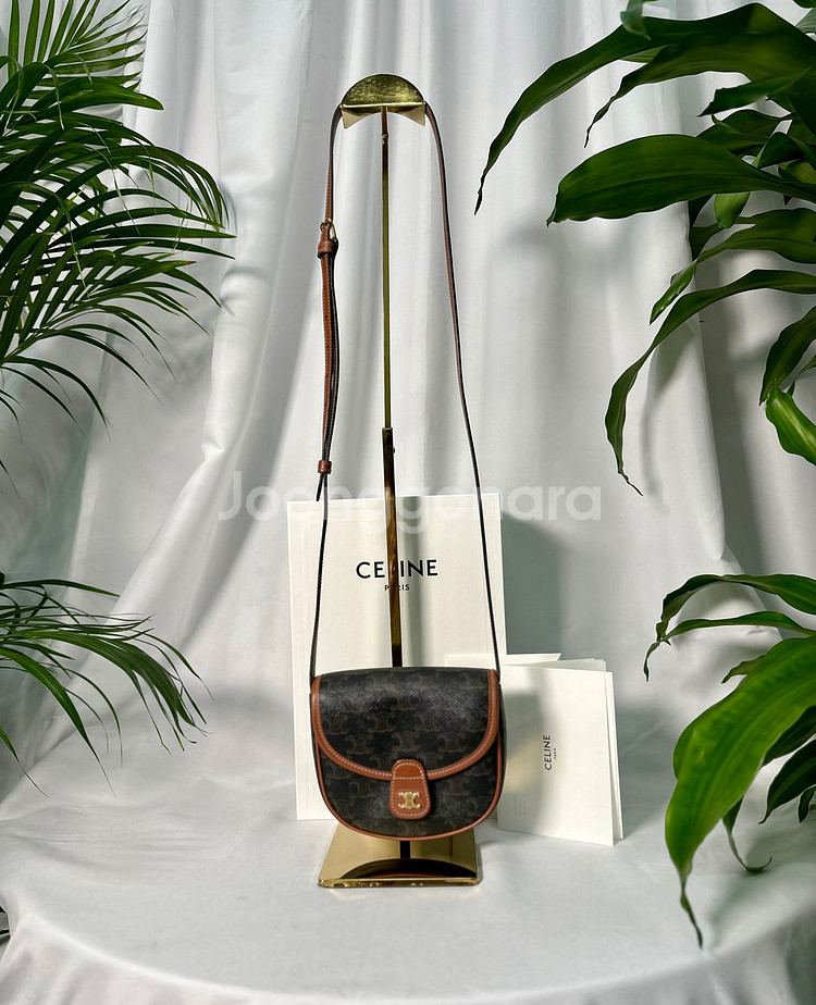 [정품]셀린느 트리옹프 미니베사체--0