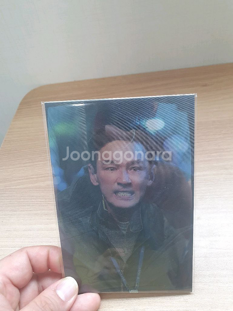 영화 베테랑2 정해인,황정민 렌티큘러 굿즈 판매합니다.--4