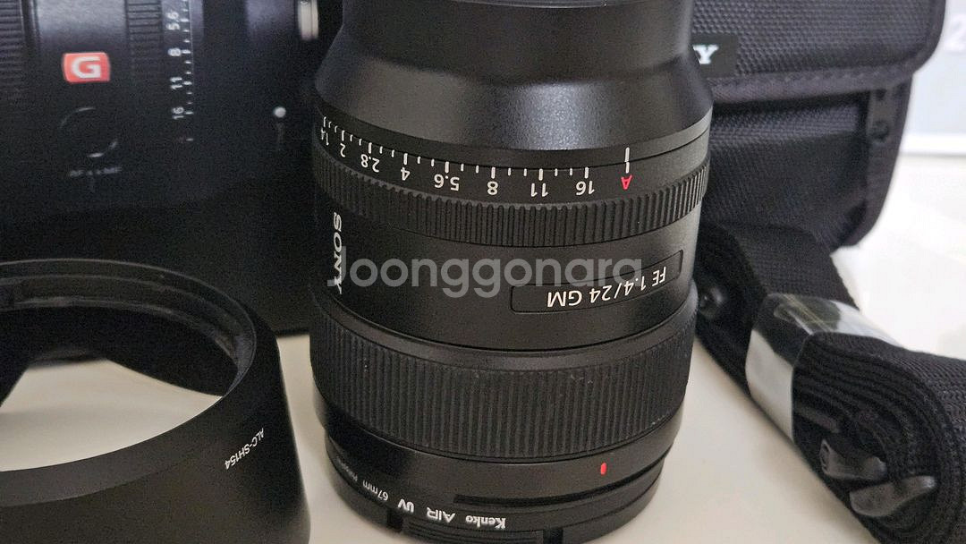 소니 24mm f1.4 gm 신품급 판매합니다.--1