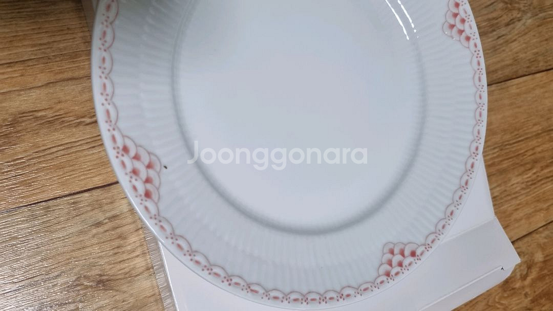 로얄 코펜하겐 코랄 레이스 22센치 접시--2