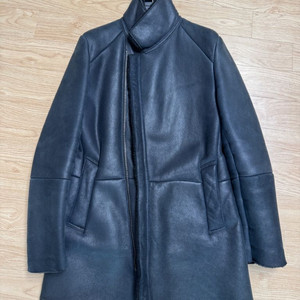 솔리드 옴므 무스탕 코트 100