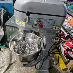 소프트밀 제빵, 버티컬 믹서기, 밀가루 반죽기