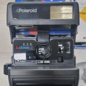 Polaroid 636 Close up 폴라로이드
