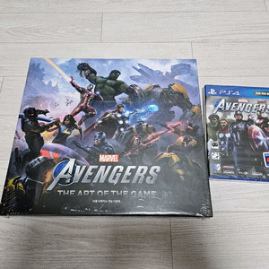 모두 미개봉) 마블 어벤져스 PS4 게임과 아트북