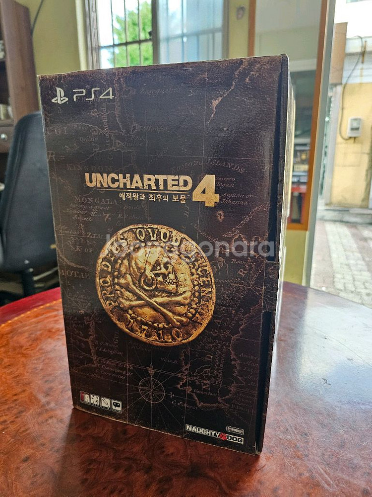 [한정판] PS4 언차티드4 콜렉터즈 에디션--0