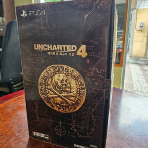 [한정판] PS4 언차티드4 콜렉터즈 에디션