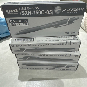 유니 제트스트림 레드