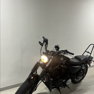 할리데이비슨 883R 이미지