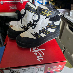 가마가츠 25년 신형 갯바위단화 핀벨트형 1회착용