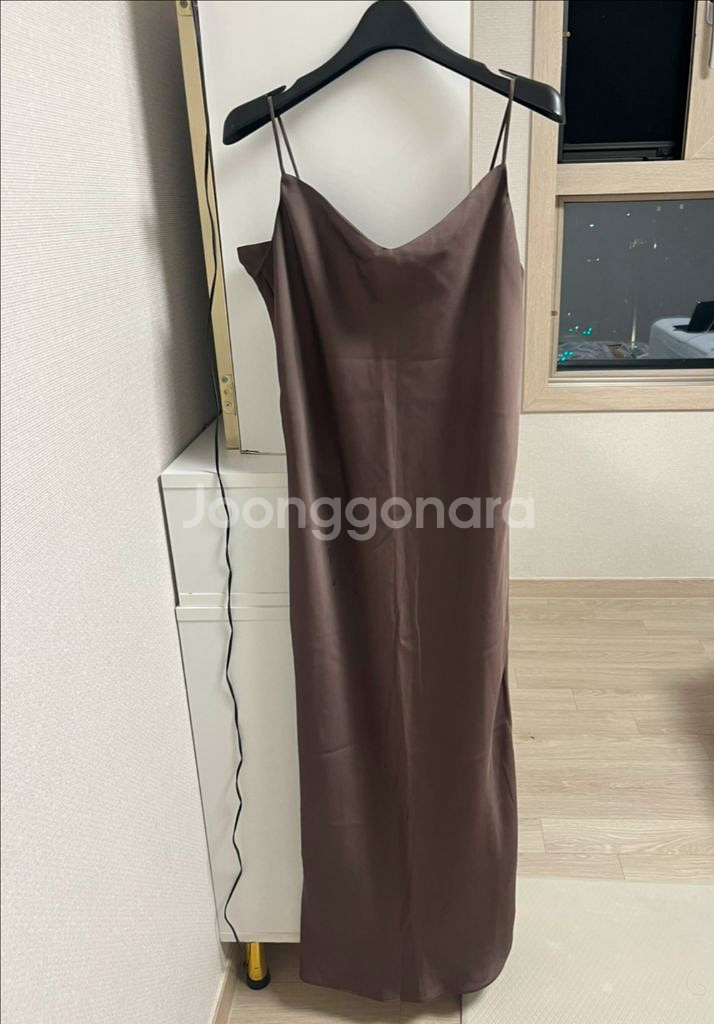 더캐시미어(thecashmere) 실크 뷔스티에 원피스--1