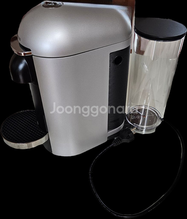 택포]네스프레소 커피 머신 버츄오 플러스 그레이 중고--1