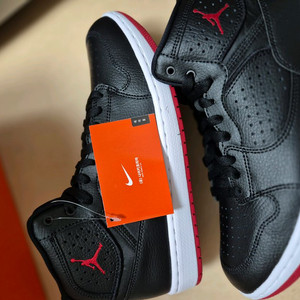 (새상품)나이키 조던 운동화 팝니다