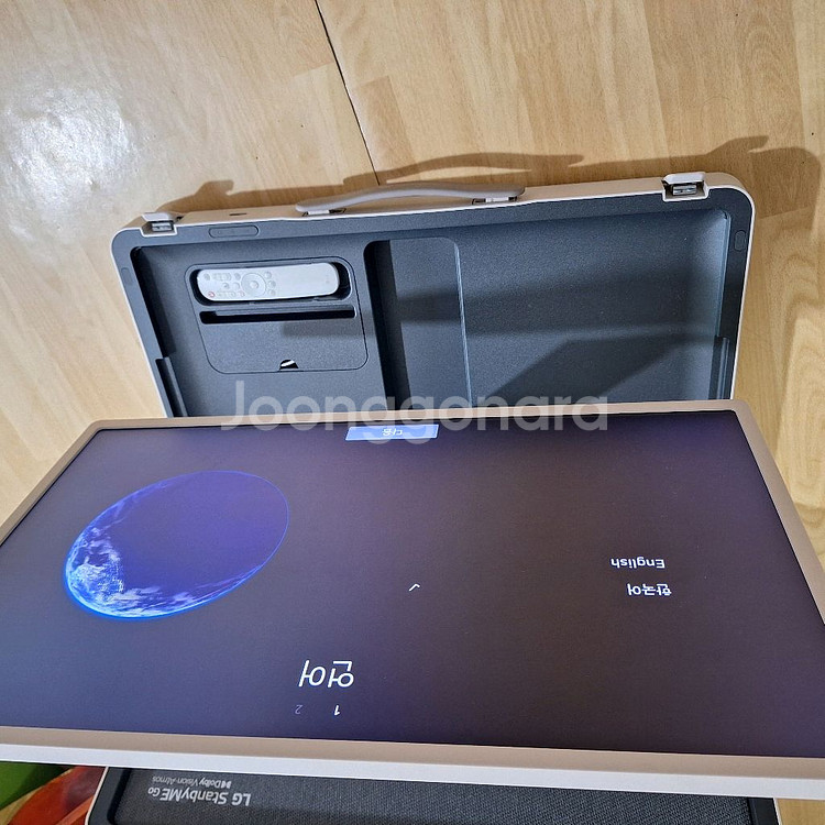 LG 스탠바이미 Go 27인치 판매합니다- 넷플릭스,--2