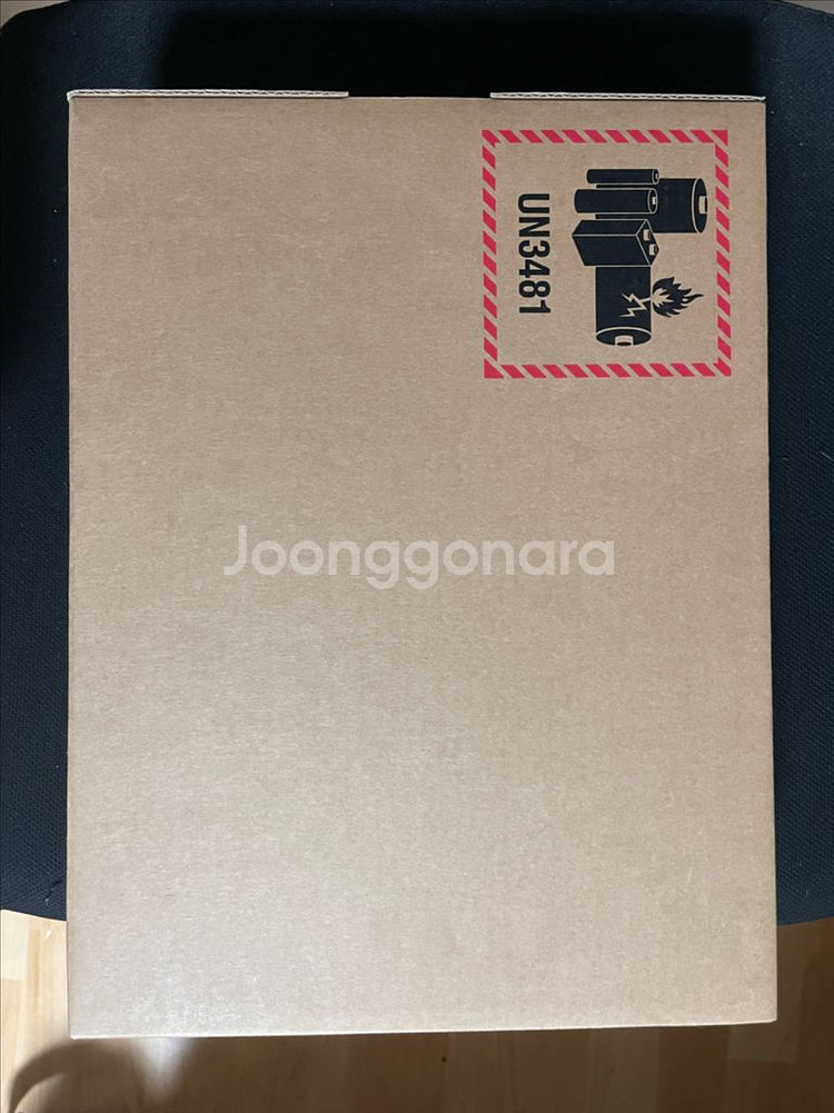 미개봉 맥북에어 MRXP3KH/A--0