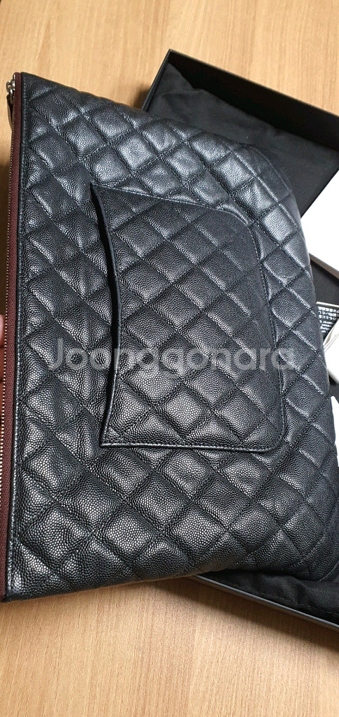 샤넬 캐비어 클러치백 은장라지 정품A급(감정O)루이비통--3