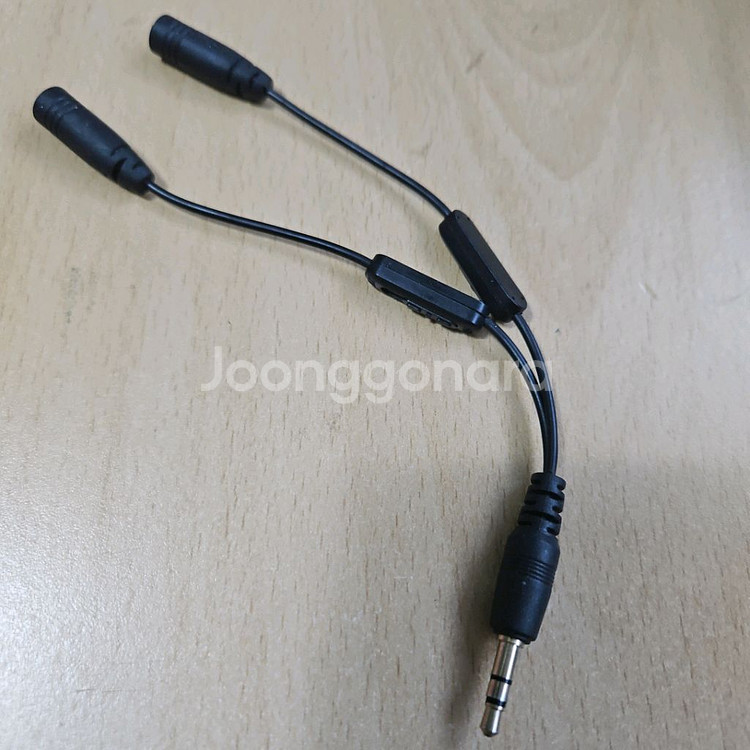 AUX 3.5mm Y형 이어폰 분배 케이블--0