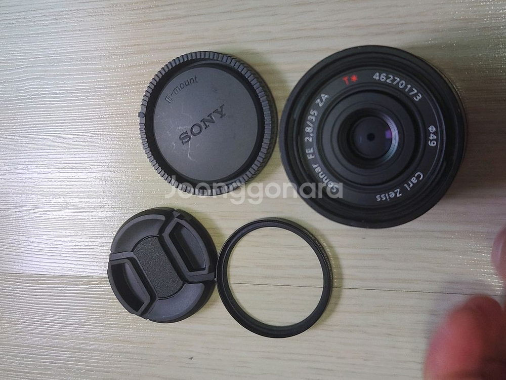 소니 FE 35mm f2.8 칼짜이즈 팬케잌 풀프레임--4