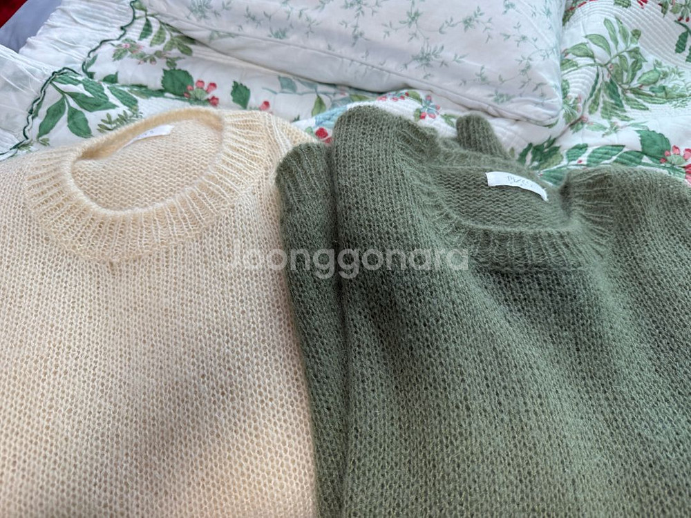 PVCS 춈미 크루넥 모헤어 풀오버 니트--1