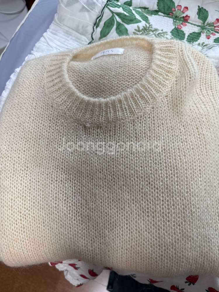 PVCS 춈미 크루넥 모헤어 풀오버 니트--3